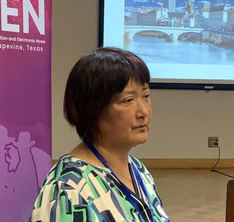 Dr. Yanxia Hou-Broutin